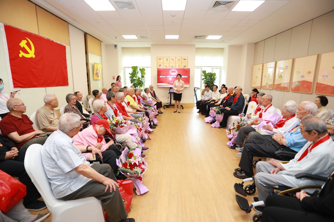 https://www.tsinghua.edu.cn/__local/8/56/48/40D1E9E4C509CB049D5399C9689_B19380FF_554EC.jpeg https://www.tsinghua.edu.cn/__local/8/56/48/40D1E9E4C509CB049D5399C9689_B19380FF_554EC.jpeg